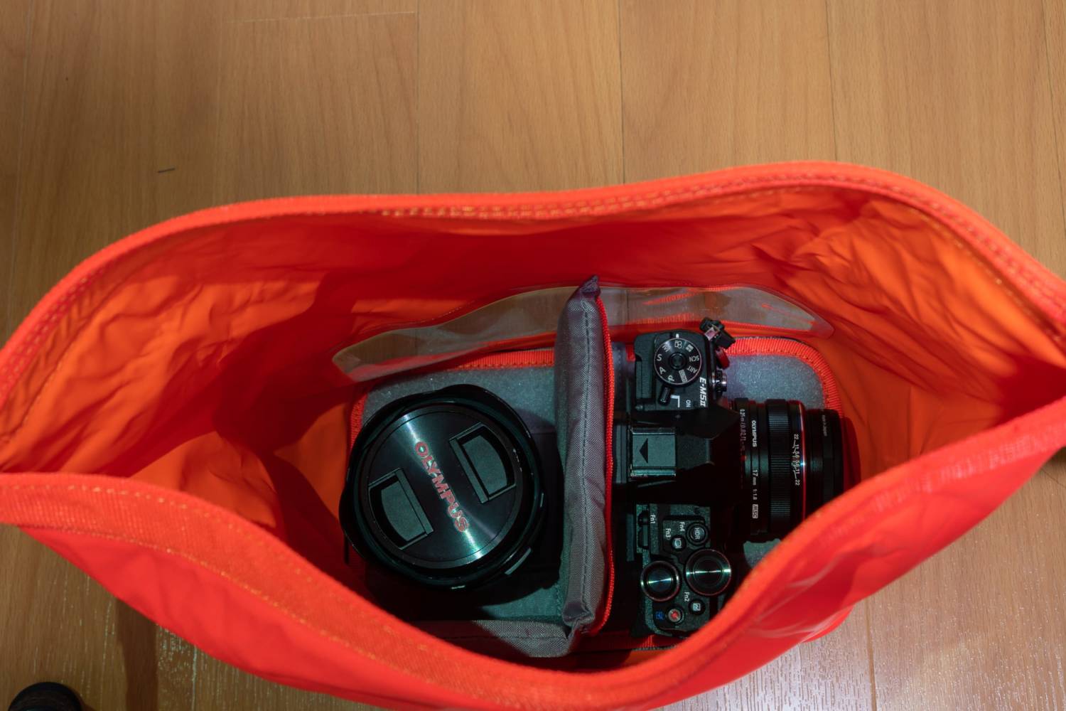 登山のカメラ持ち運びに、ハクバのドライソフトボックスを買いました。 | yuruyama