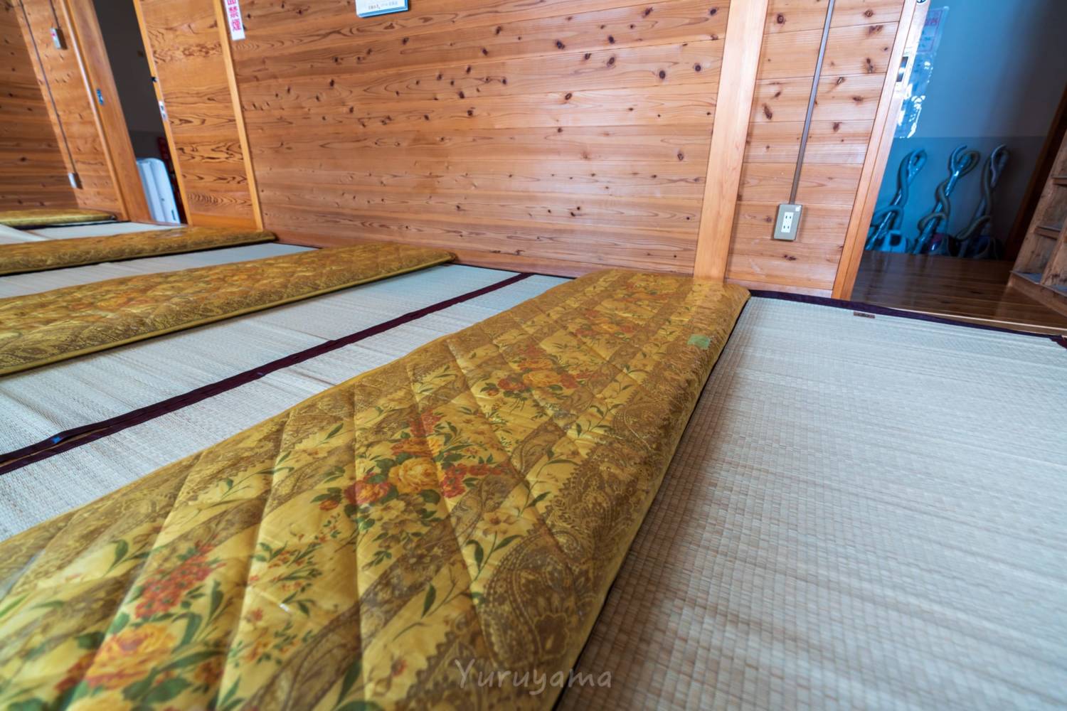 石鎚神社頂上山荘の寝室
