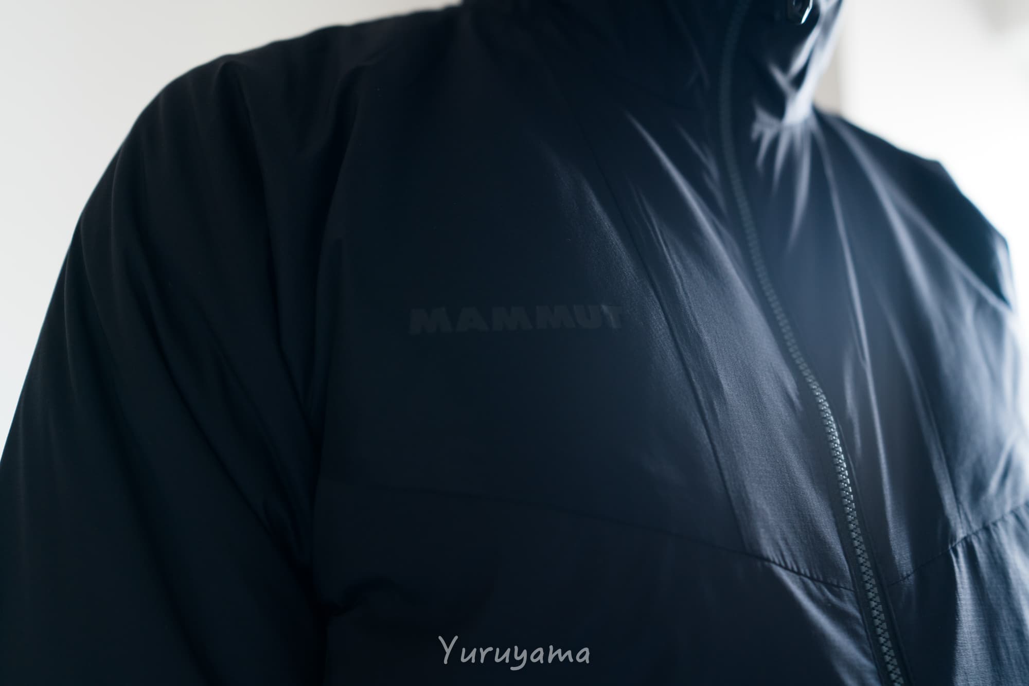マムートのライムライトインフレックスフーデッドジャケットの雑感
