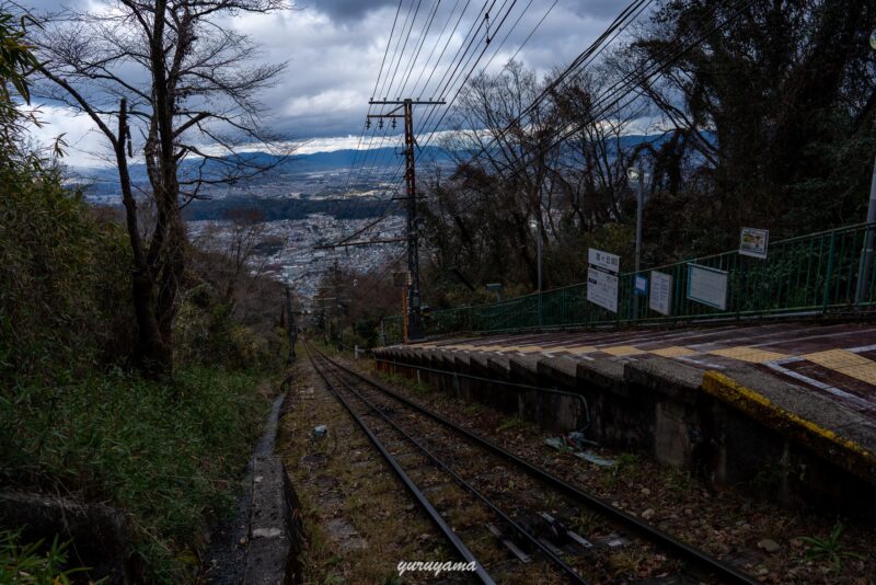 生駒山からの下山にはケーブルカーが利用可能