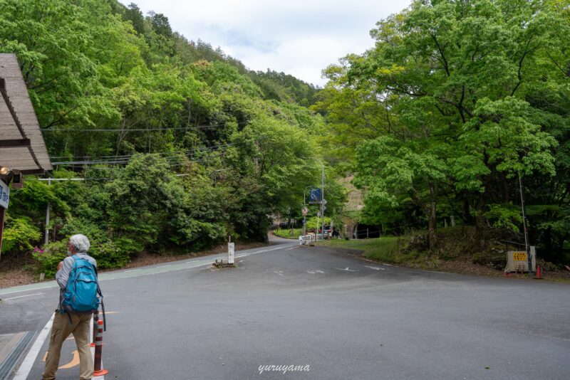 京都一周トレイル北山西部コースの終着点清滝バス停