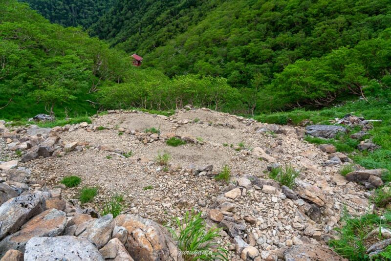 百間洞山の家のテント場の画像