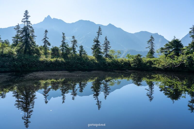 鏡池と槍穂高連峰