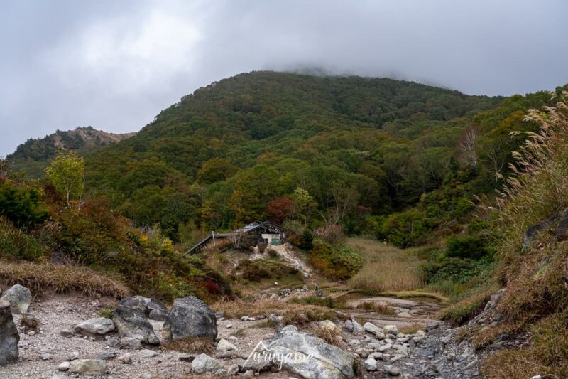 磐梯山登山道、八方台ルートの途中にある中の湯の画像