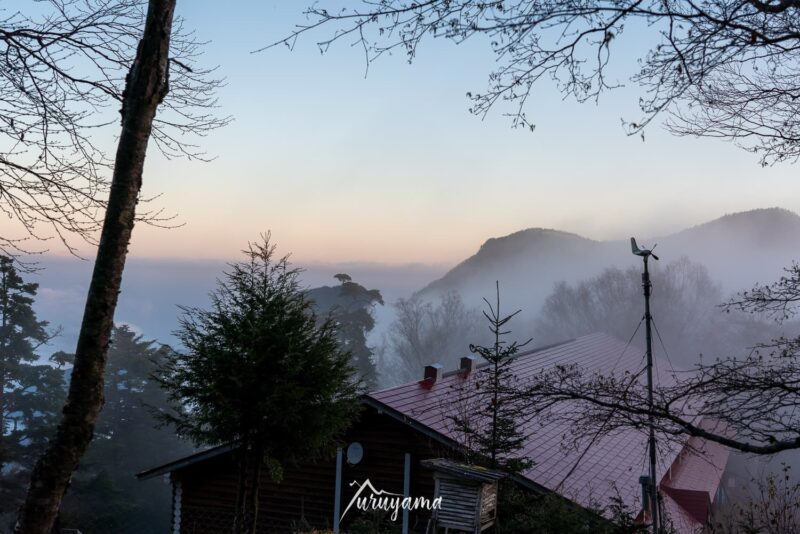 雲取山の夜明けの画像