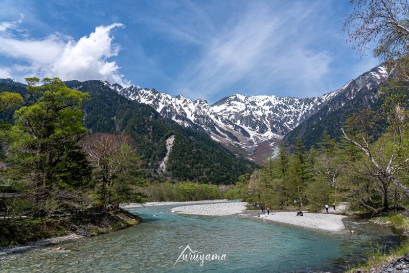 梓川と穂高連峰