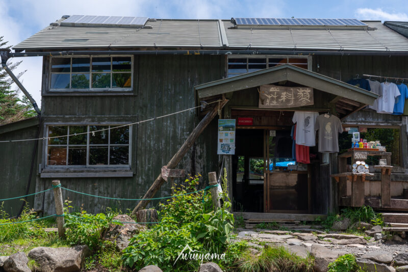 梅雨明け前の蓼科山荘