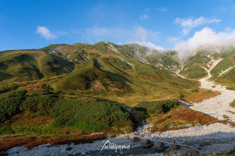 陽光が差す別山の画像